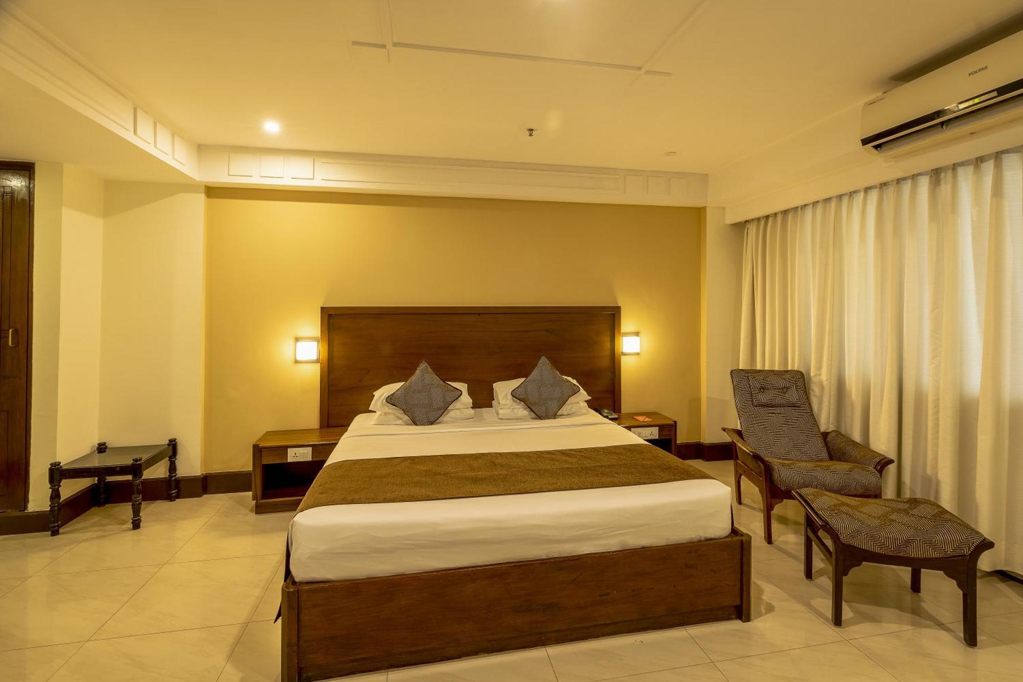 Ivory Tower Hotel Bangalore Exterior photo