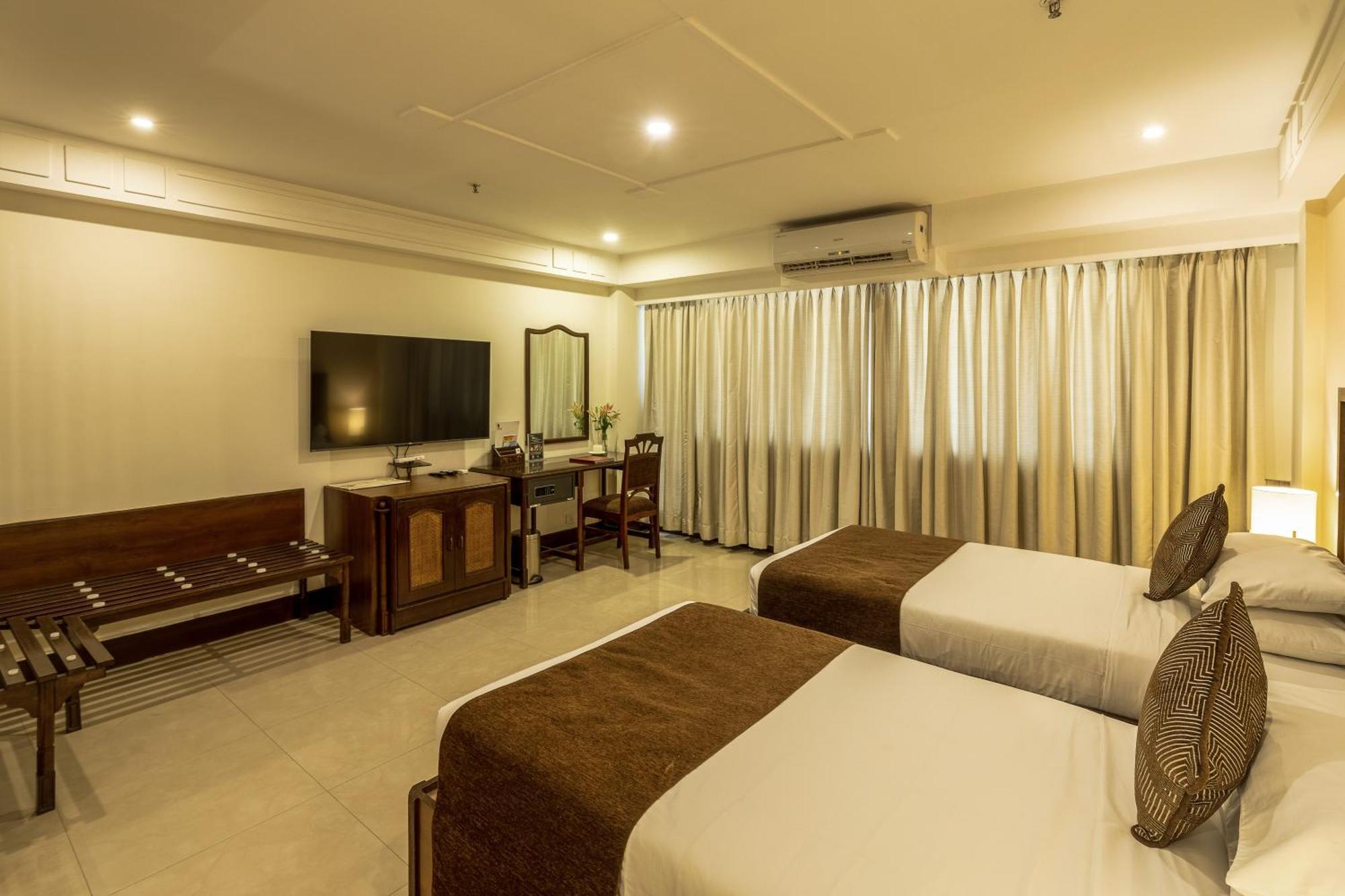 Ivory Tower Hotel Bangalore Exterior photo