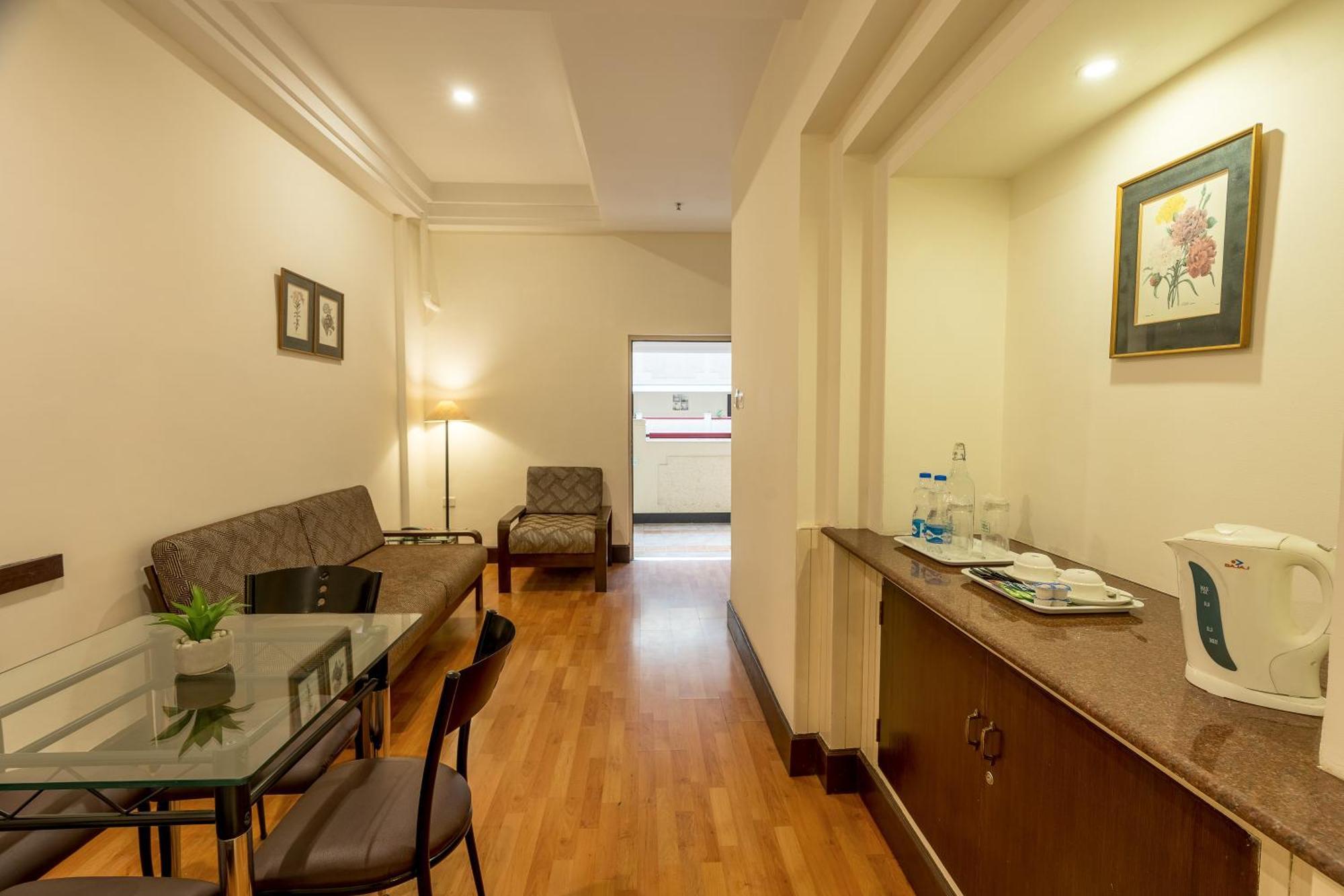 Ivory Tower Hotel Bangalore Exterior photo